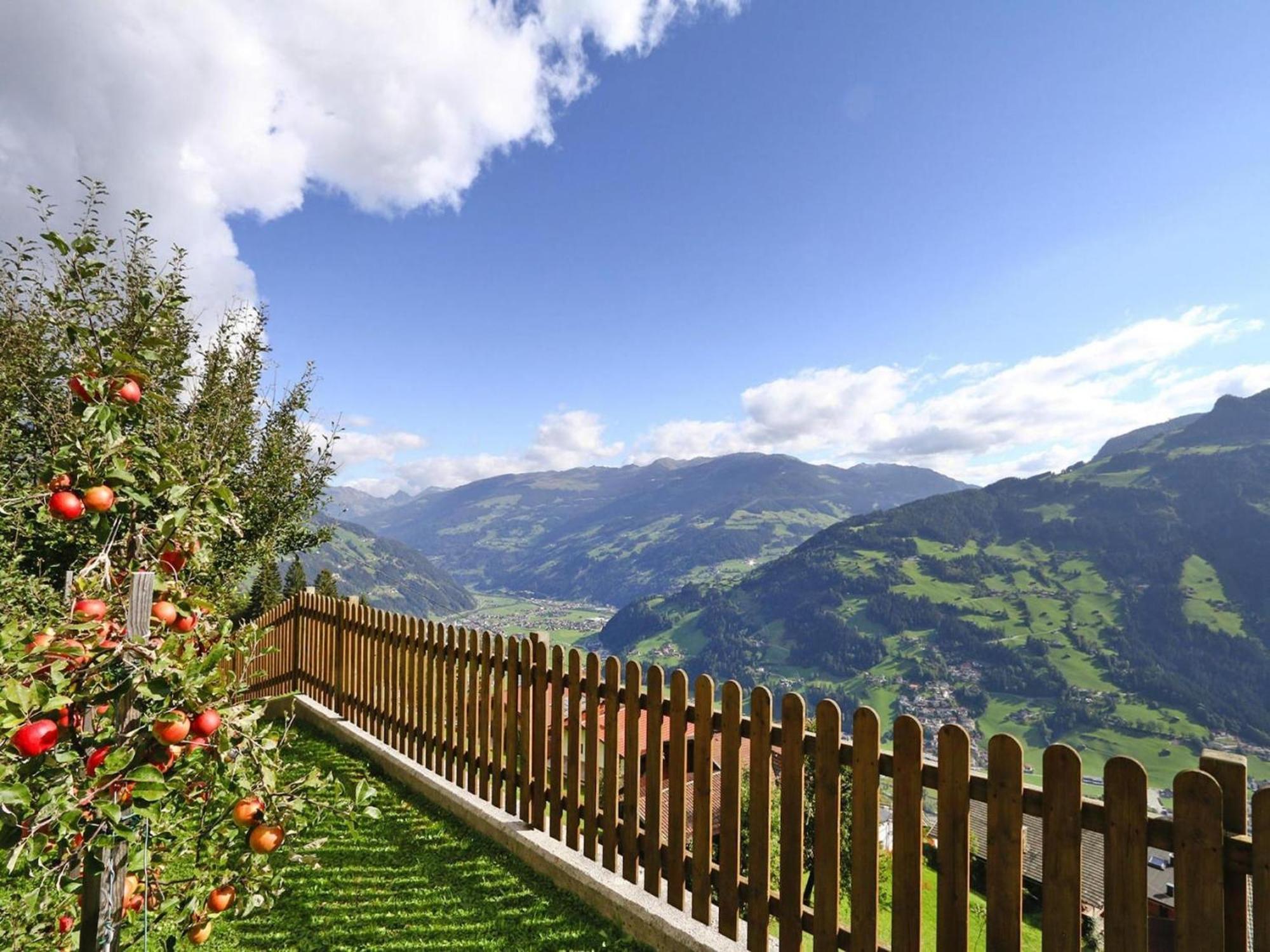 Apartment In Hippach Im Zillertal In The Mountains Muhlen  Buitenkant foto