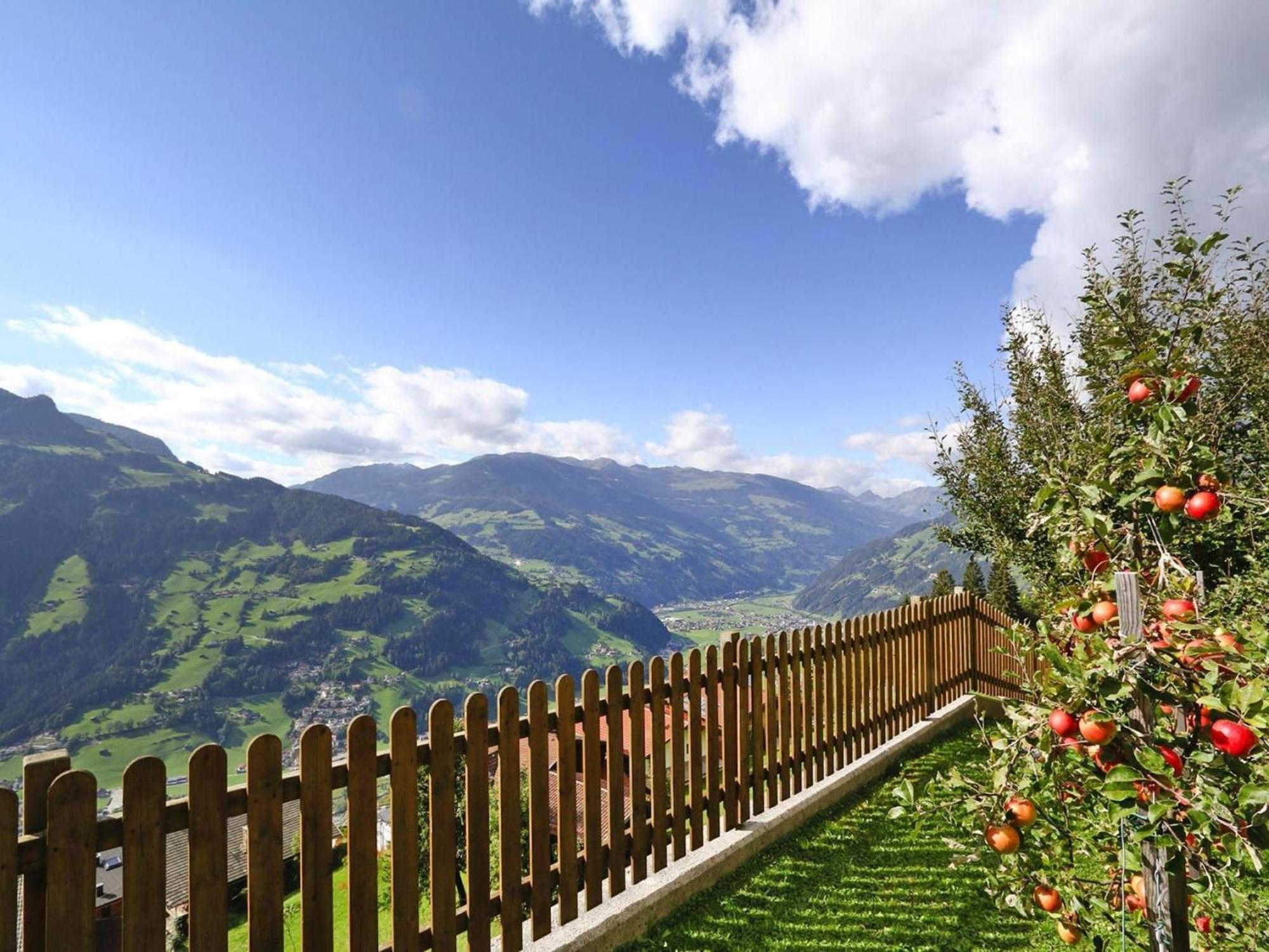 Apartment In Hippach Im Zillertal In The Mountains Muhlen  Buitenkant foto